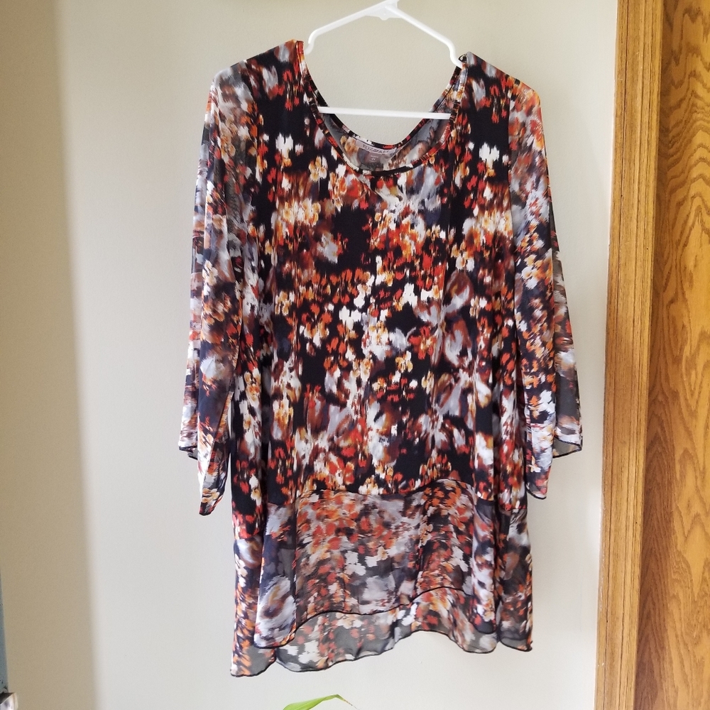 Dress Barn warm tone patterned tunic blouse, 2x